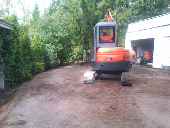 Pihakiveys ja istutusalueet